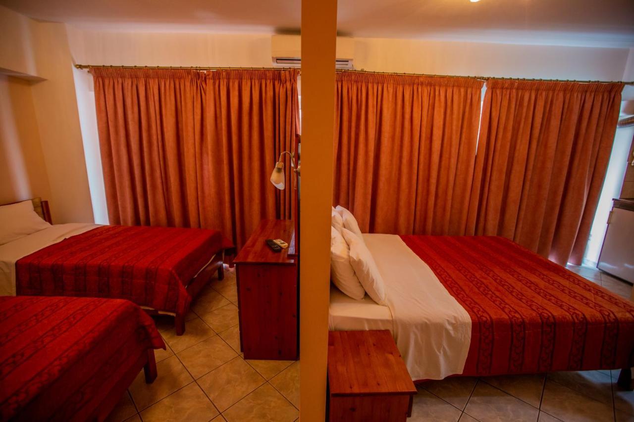 Hotel Chrisi Akti Nafpaktos Exterior foto